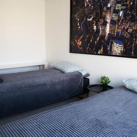 Oulu City Center 4-Room Apartment Parking Esterno foto